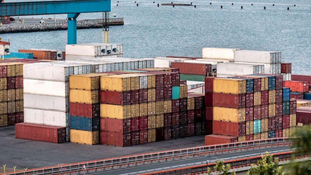 What Services Does Ocean Freight Forwarders Offer?