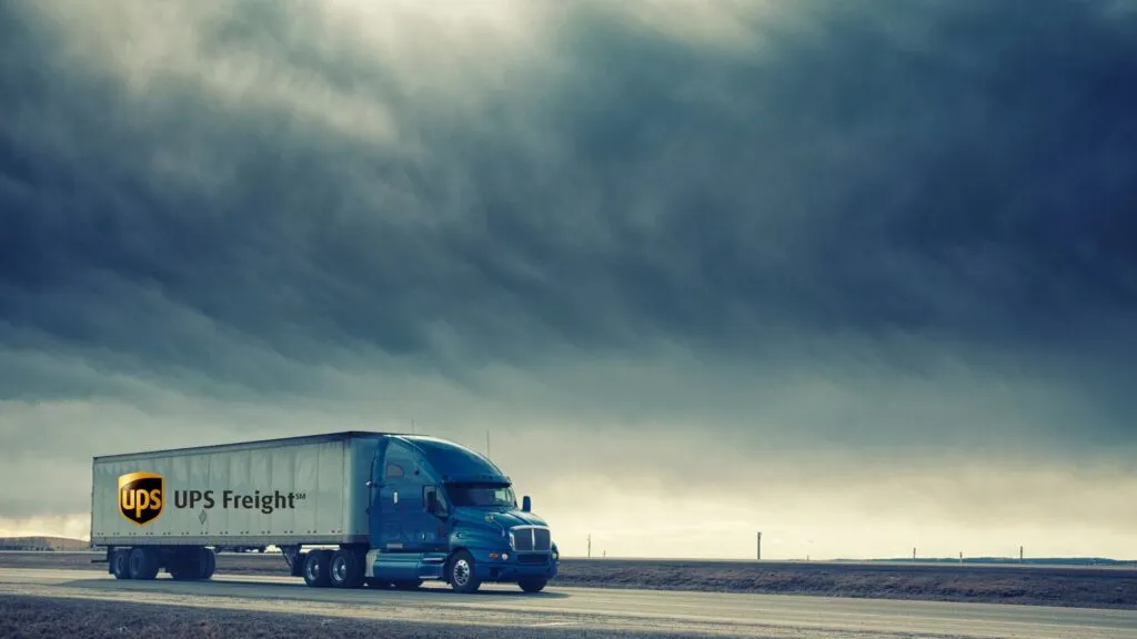 Start shipping from China to USA now! 48 UPS express from china to USA